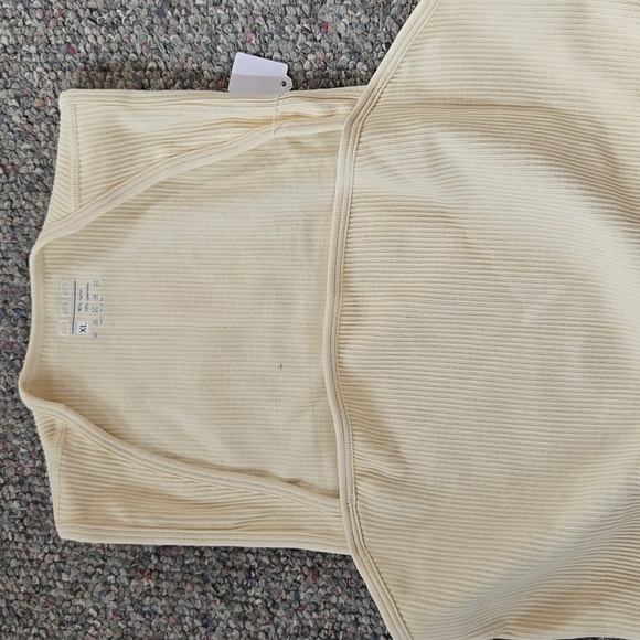 NWOT Square Neck Sleeveless Ribbed Seamless Stretch Fitted Bodysuit Cream Sz XL - Picture 2 of 9
